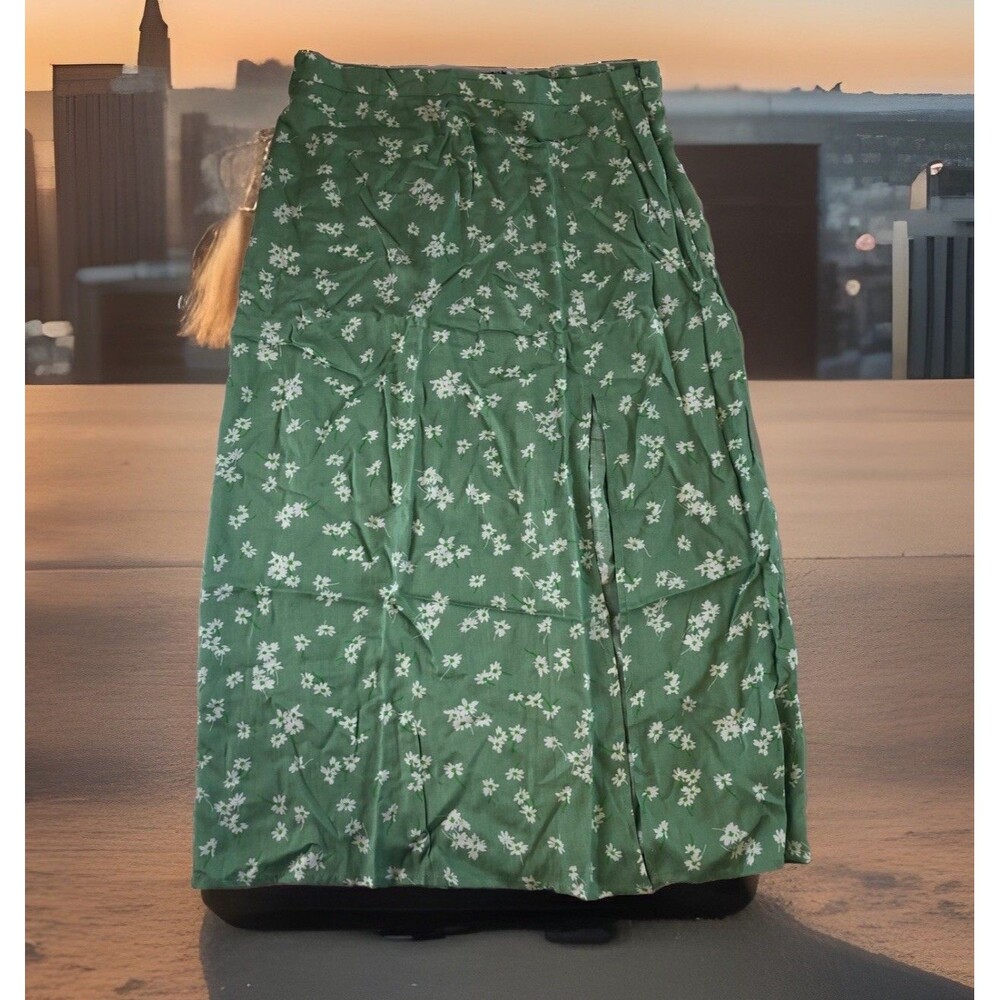 ASOS Womens Midi Slip Thigh Split Skirt sage green Daisy floral Size 12 NWOT